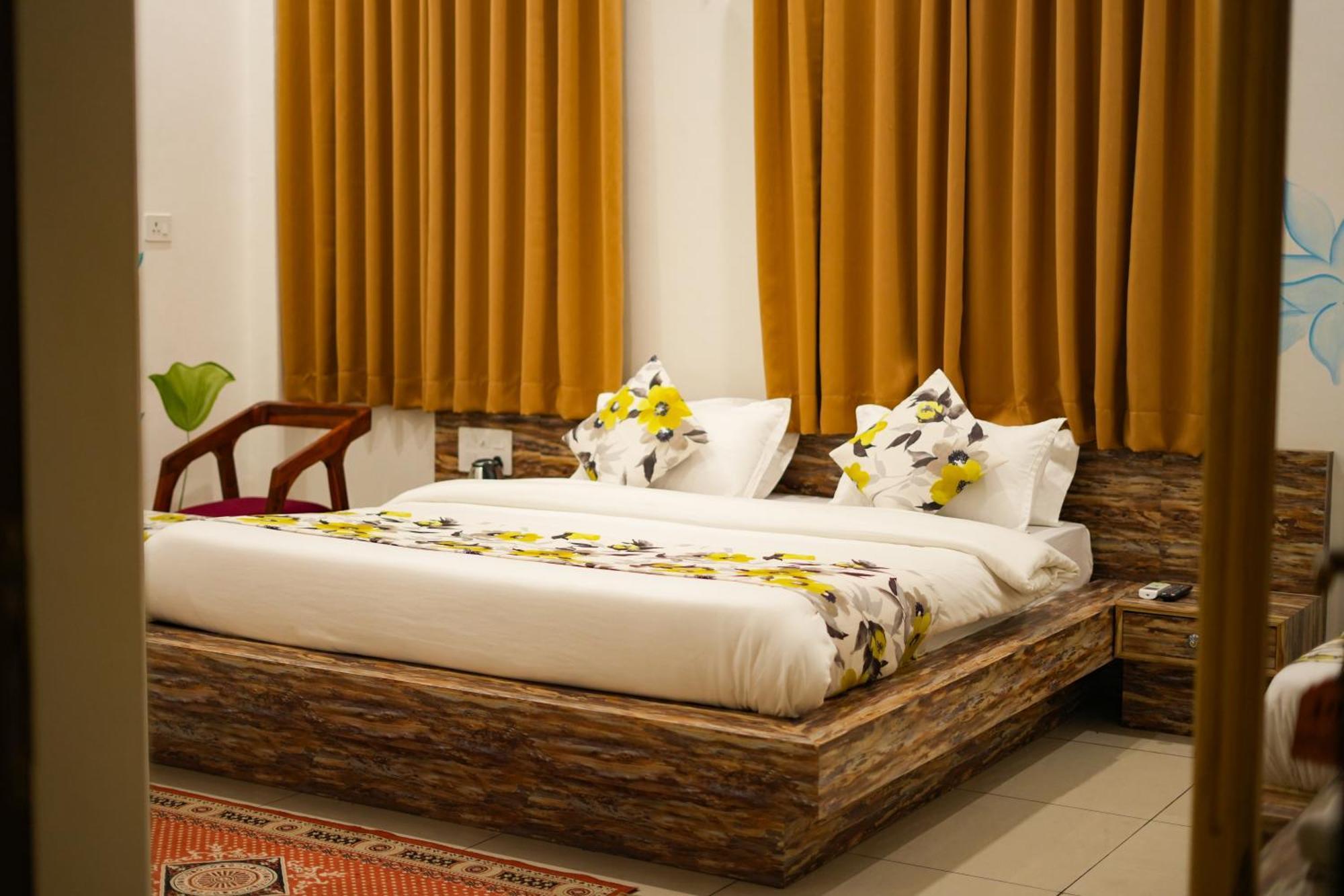 Petal Of Mewar - A Luxury Boutique Hotel Udaipur Esterno foto